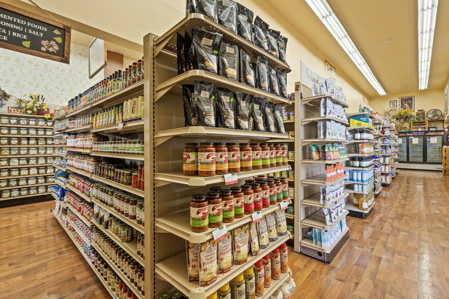 More Photos Of 12249 San Pablo Ave, Richmond Storefront For Sale