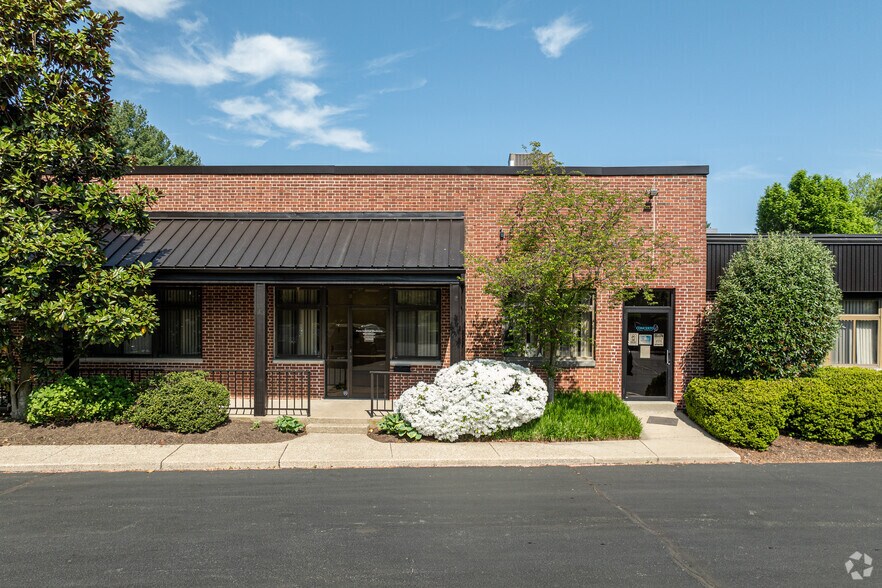 More Photos Of 8200 Flourtown Ave, Wyndmoor Medical For Sale
