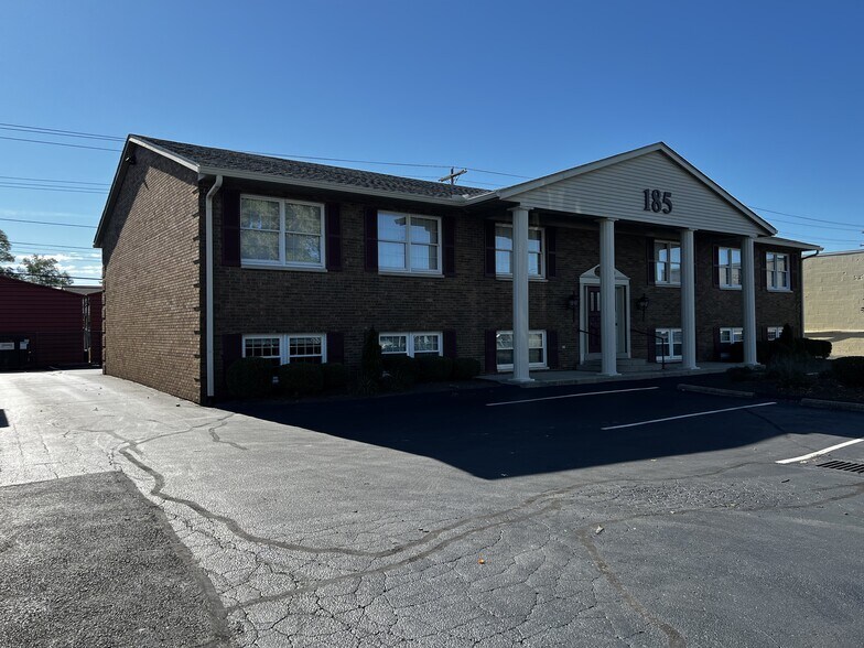 More Photos Of 185 N Brookwood Ave, Hamilton Medical For Lease