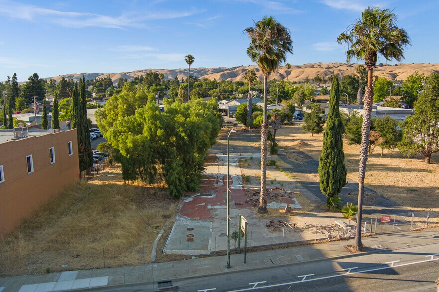 More Photos Of 3839 Washington Blvd, Fremont Land For Sale