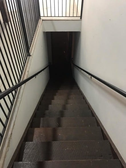 More Photos Of 299 Peters St, Atlanta Flex For Lease