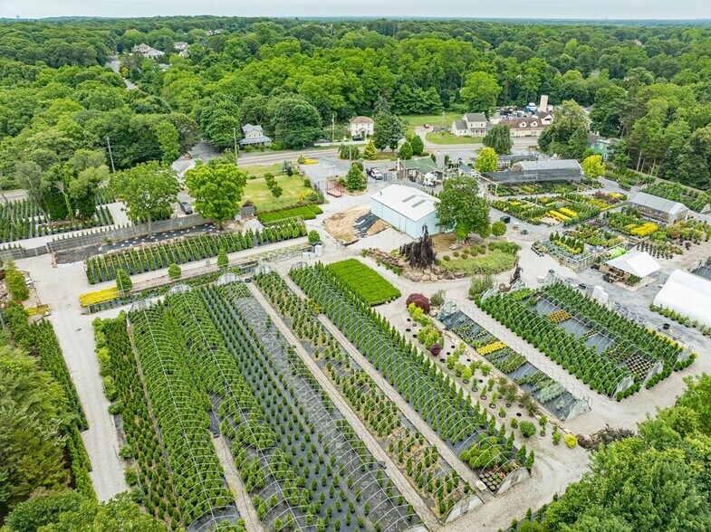 More Photos Of 185 N Country Rd, Mount Sinai Garden Center For Sale