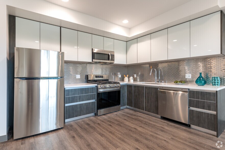 More Photos Of 552 N Hobart Blvd, Los Angeles Apartments For Sale