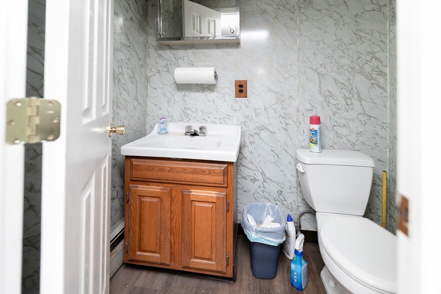 More Photos Of 56 US 46 Hwy, Columbia Distribution For Lease