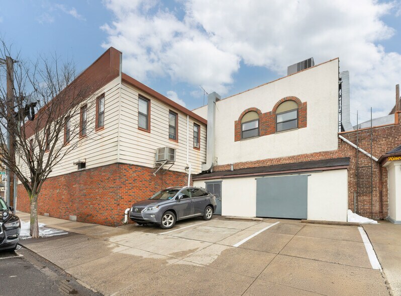 More Photos Of 614-616 Broadway, Bayonne Restaurant For Sale