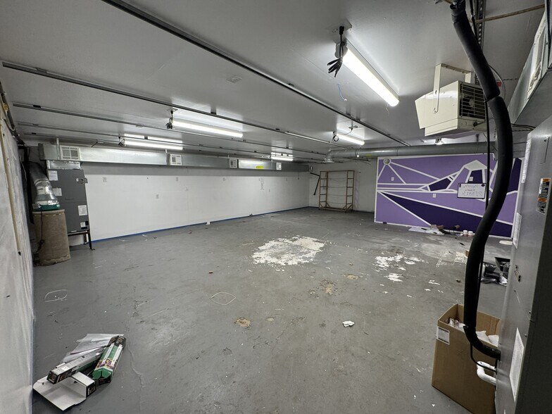 More Photos Of 3555 Moline St, Aurora Manufacturing For Lease