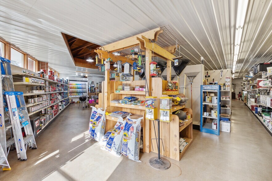 More Photos Of 216 W 3rd Ave N, Aurora Storefront Retail Office For Sale