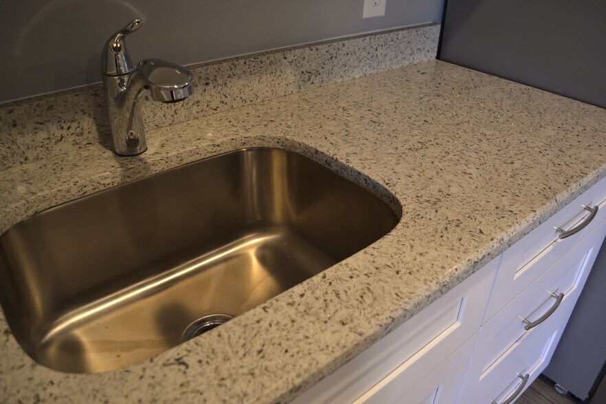 More Photos Of 217 W Seminole Ave, Melbourne Office For Lease