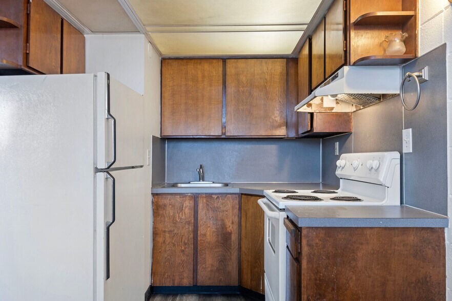 More Photos Of 165 SE Buff St, Madras Apartments For Sale