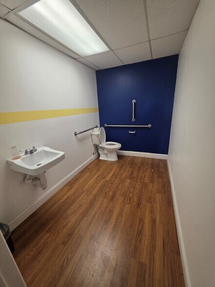 More Photos Of 3160 Route 115, Effort Freestanding For Lease