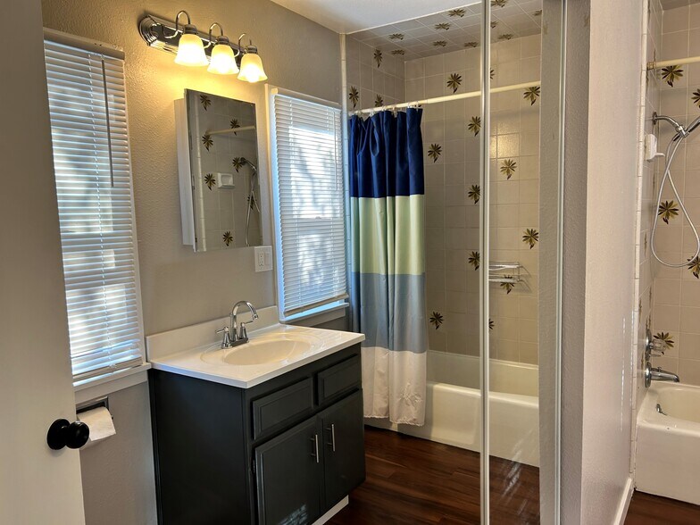 More Photos Of 1005 Lincoln Ave, San Diego Multifamily For Sale