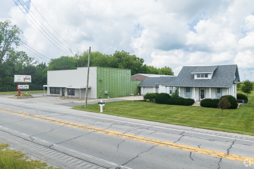 More Photos Of 7074 W State Road 28, Elwood Warehouse For Sale