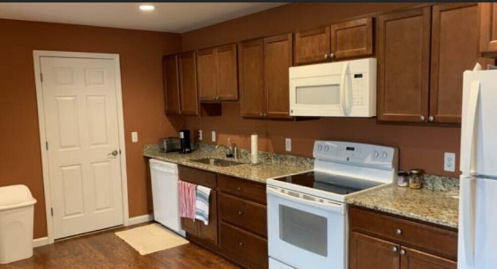 More Photos Of 1308 E Gaylord St, Mount Pleasant Apartments For Sale