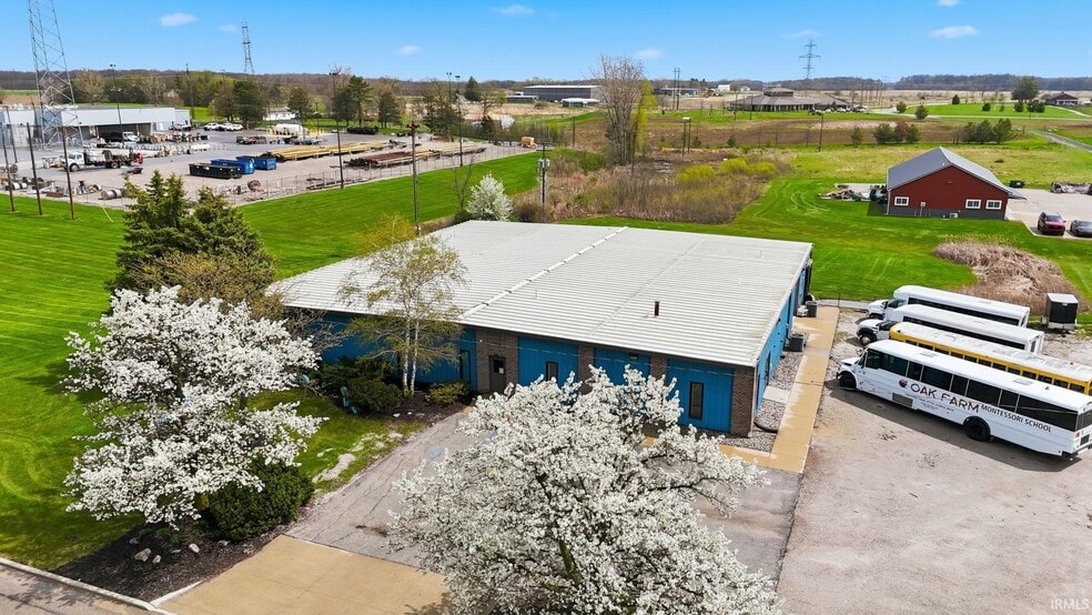 More Photos Of 149 Green Dr, Avilla Flex For Sale