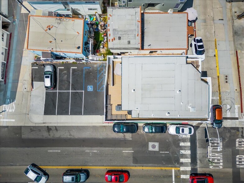 More Photos Of 3921 Highland Ave, Manhattan Beach Storefront Retail Residential For Sale