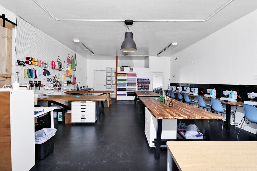 More Photos Of 2535-2545 E Broadway, Long Beach Storefront Retail Residential For Sale