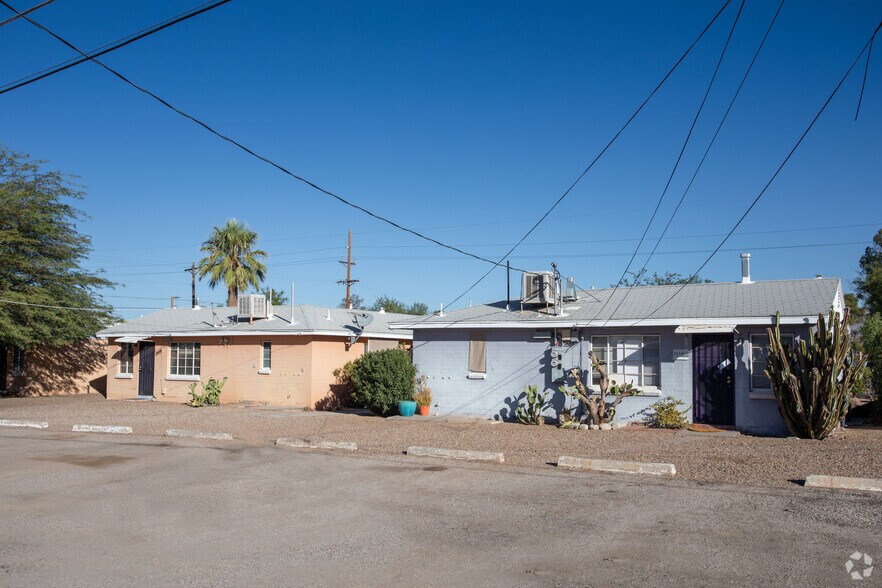 Primary Photo Of 2602-2634 E Glenn St, Tucson Apartments For Sale