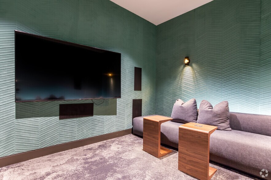 More Photos Of 385 14th St, Oakland Apartments For Lease