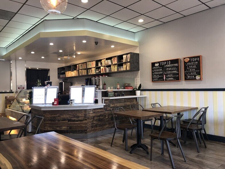 More Photos Of 2952-2998 Huntington Dr, San Marino Restaurant For Lease