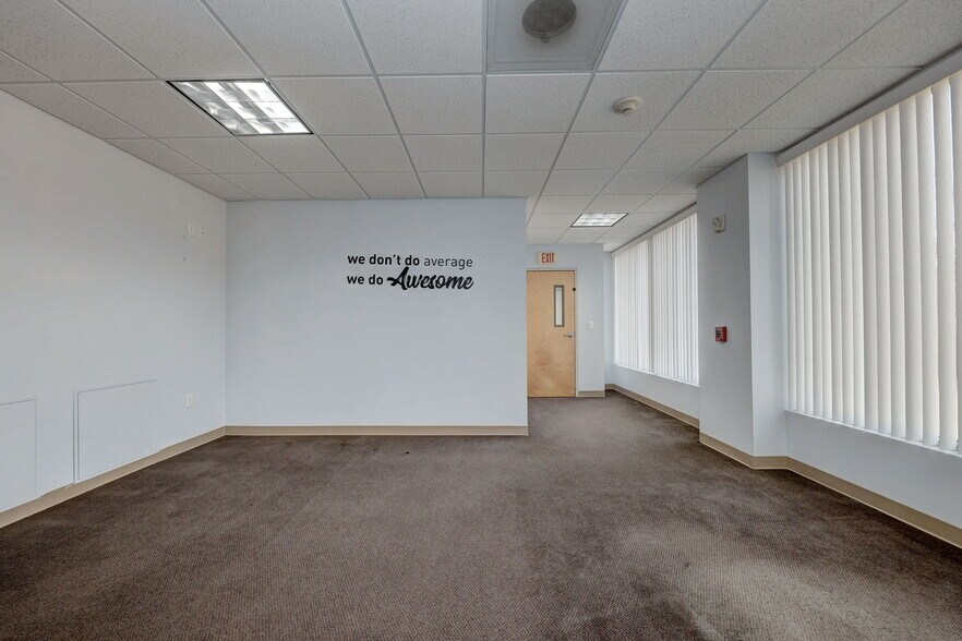 More Photos Of 317 Foxon Rd, East Haven Medical For Lease