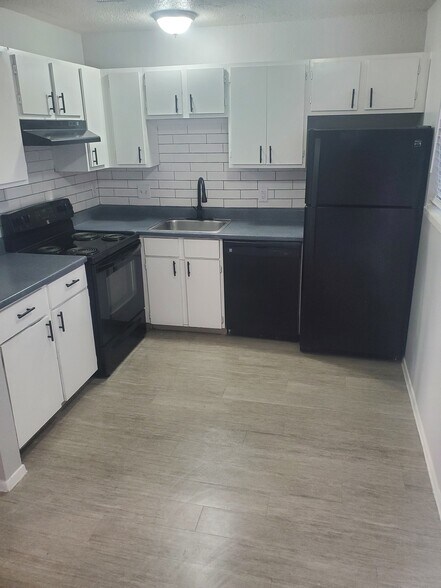 More Photos Of 430 Kendalia Ave, San Antonio Apartments For Sale