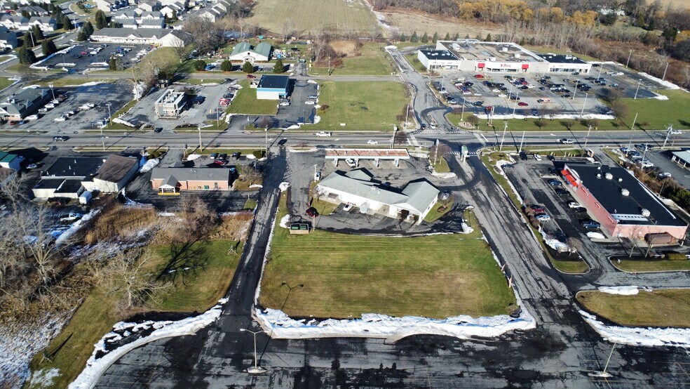 More Photos Of 275 E Main St, Avon Unknown For Lease