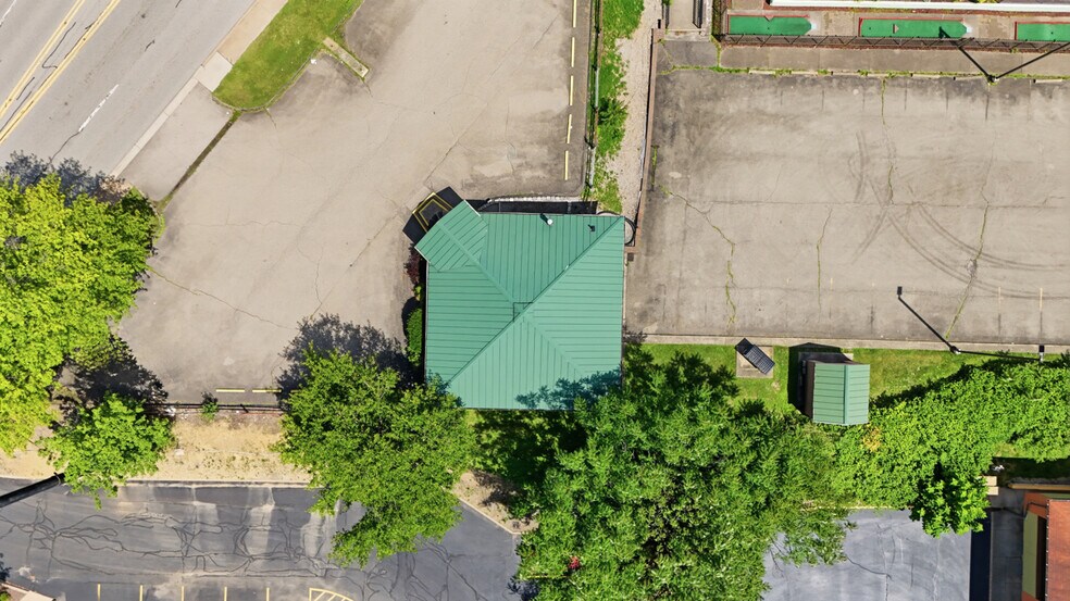 More Photos Of 2715 Mosside Blvd, Monroeville Freestanding For Sale