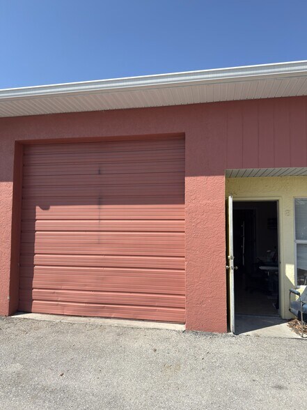 More Photos Of 18210 Paulson Dr, Port Charlotte Unknown For Lease