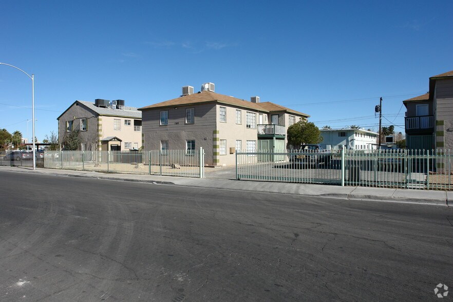 Primary Photo Of 1707 Santa Paula Dr, Las Vegas Multifamily For Sale