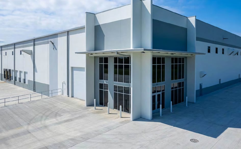 Primary Photo Of 8000 Tyler Blvd, Mentor Distribution For Lease