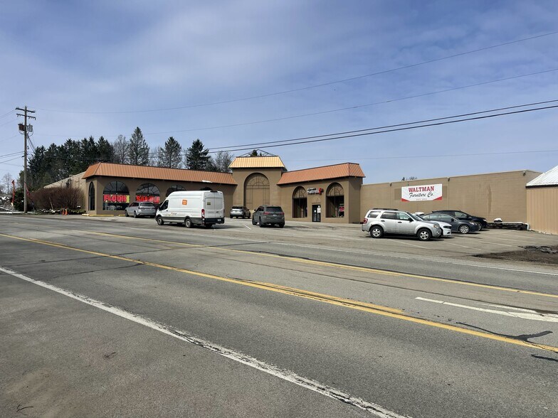 Primary Photo Of 13584 State Route 422, Kittanning Freestanding For Sale