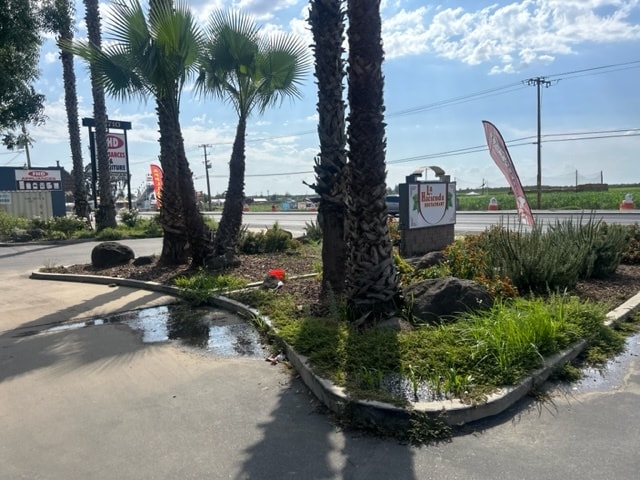 More Photos Of 6100 S Mooney Blvd, Visalia Restaurant For Lease