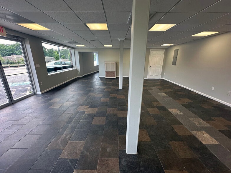 More Photos Of 4510 S Main St, Acworth Freestanding For Lease