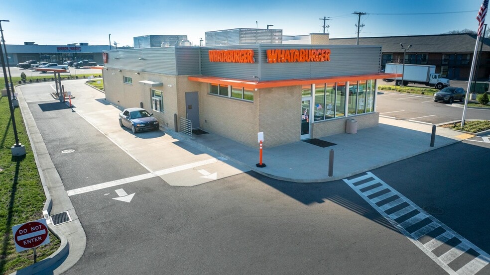 More Photos Of 35 Mooreland Dr, Springfield Restaurant For Sale