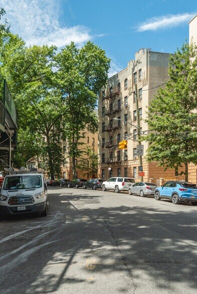 More Photos Of 3871 Sedgwick Ave, Bronx Multifamily For Sale