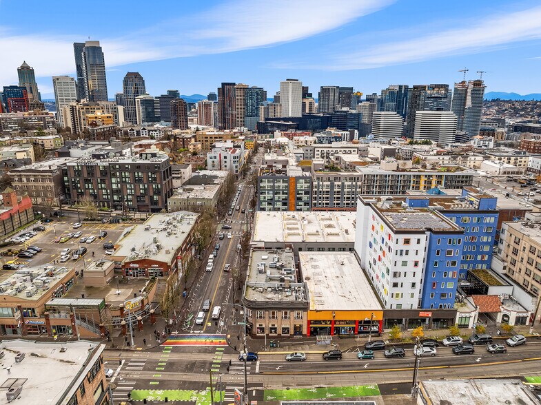 More Photos Of 824 E Pike St, Seattle Storefront Retail Office For Sale