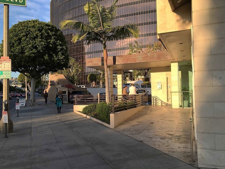 More Photos Of 240 S La Cienega Blvd, Beverly Hills Medical For Lease