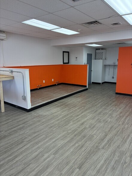 More Photos Of 1164 NYS Route 9G, Hyde Park General Retail For Lease