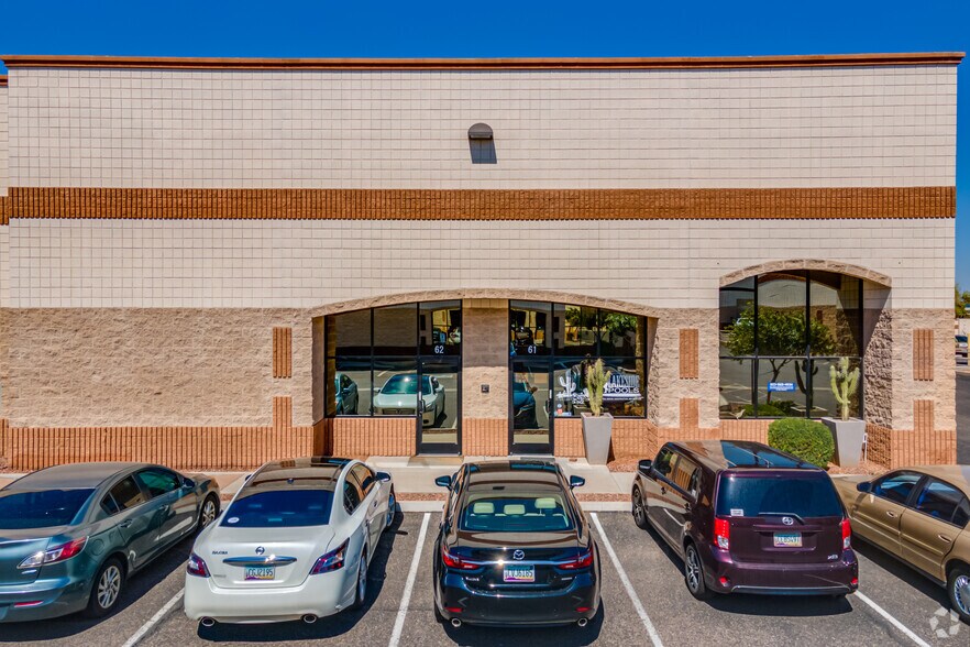 More Photos Of 500-600 N Bullard Ave, Goodyear Unknown For Lease