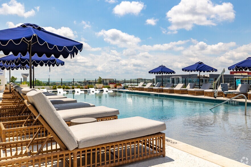 More Photos Of 1414 E 51st St, Austin Apartments For Lease