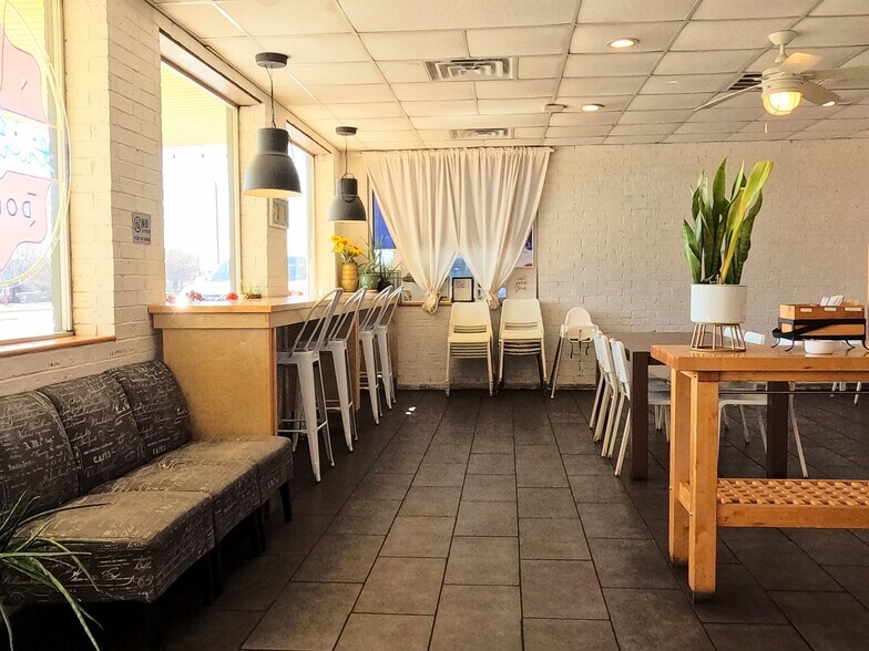 More Photos Of 5401 S Colony Blvd, The Colony Restaurant For Sale