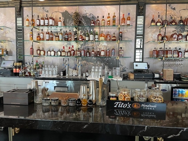 More Photos Of 190 W Main Ave, Gastonia Bar For Lease