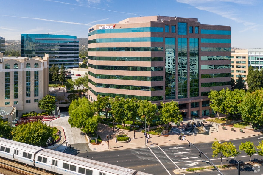 More Photos Of 2999 Oak Rd, Walnut Creek Office For Lease