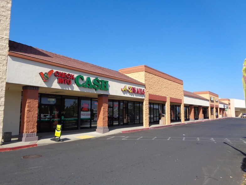 More Photos Of 101-179 Lake Blvd, Redding Unknown For Lease