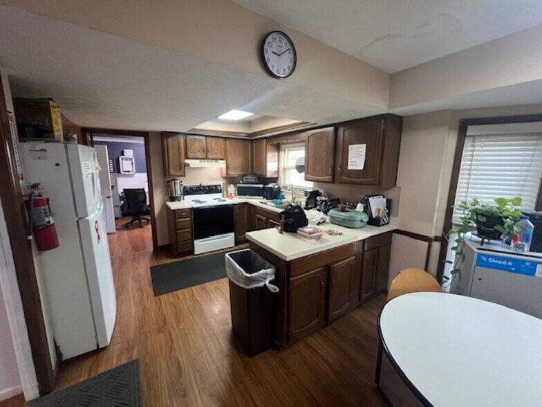 More Photos Of 110 Noe Bixby Rd, Columbus Rehabilitation Center For Sale