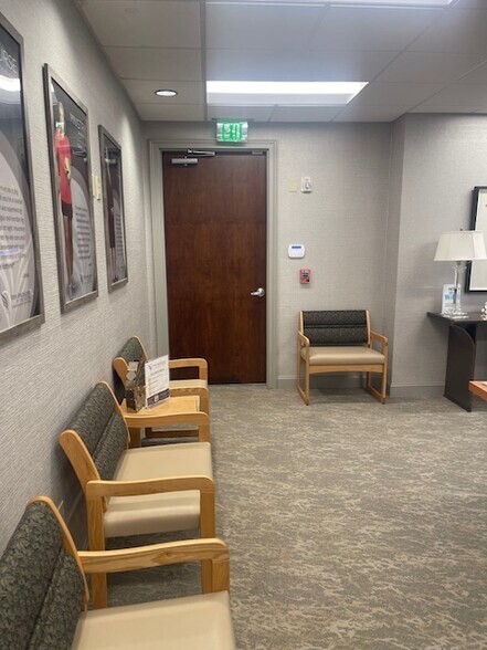 More Photos Of 4851-4899 Bill Gardner Pky, Locust Grove Medical For Lease