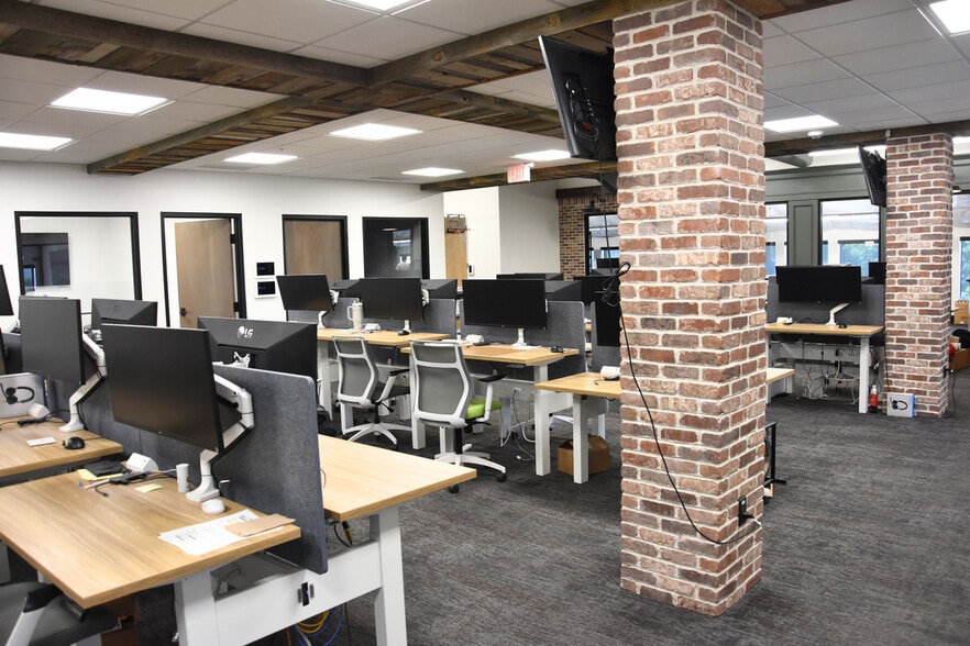 More Photos Of 1320 N 300 W, Lehi Loft Creative Space For Sale