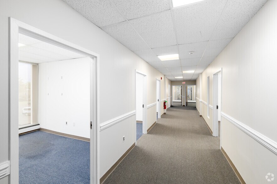 More Photos Of 950 N Kings Hwy, Cherry Hill Medical For Lease