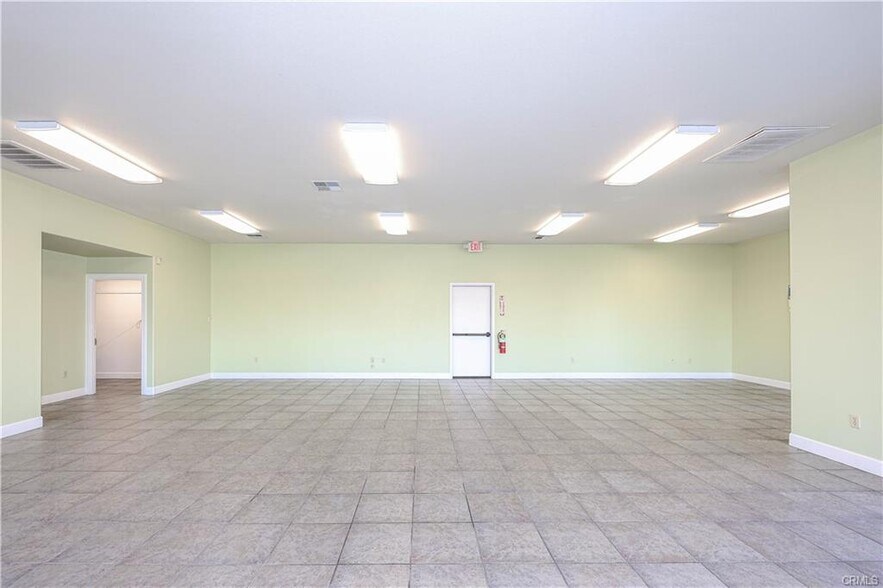 More Photos Of 2979 N Winton Way, Atwater Auto Dealership For Lease