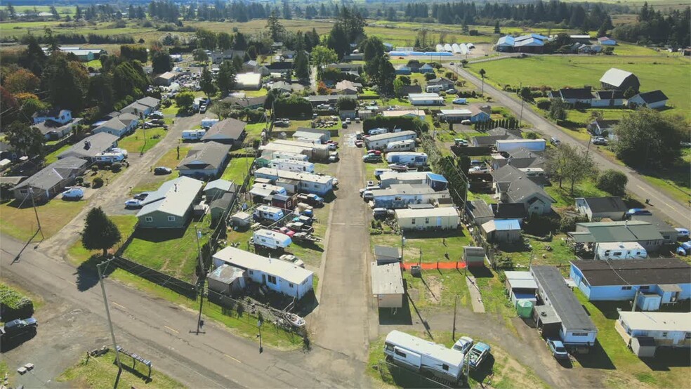 Primary Photo Of 7475 Alderbrook Rd, Tillamook Manufactured Housing Mobile Home Park For Sale